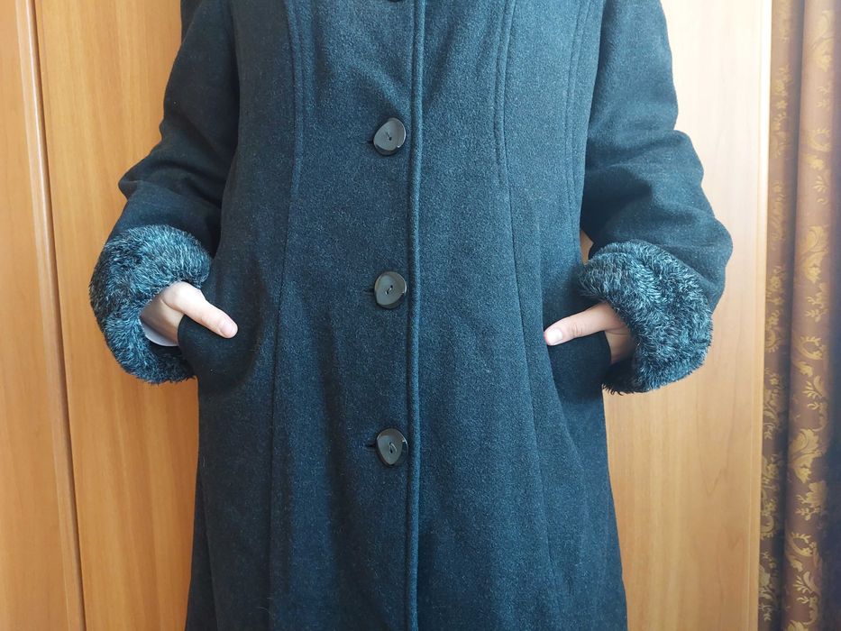 Palton negru cu lana