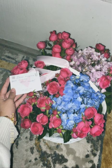 Продам цветы свежие красивые вчерашние