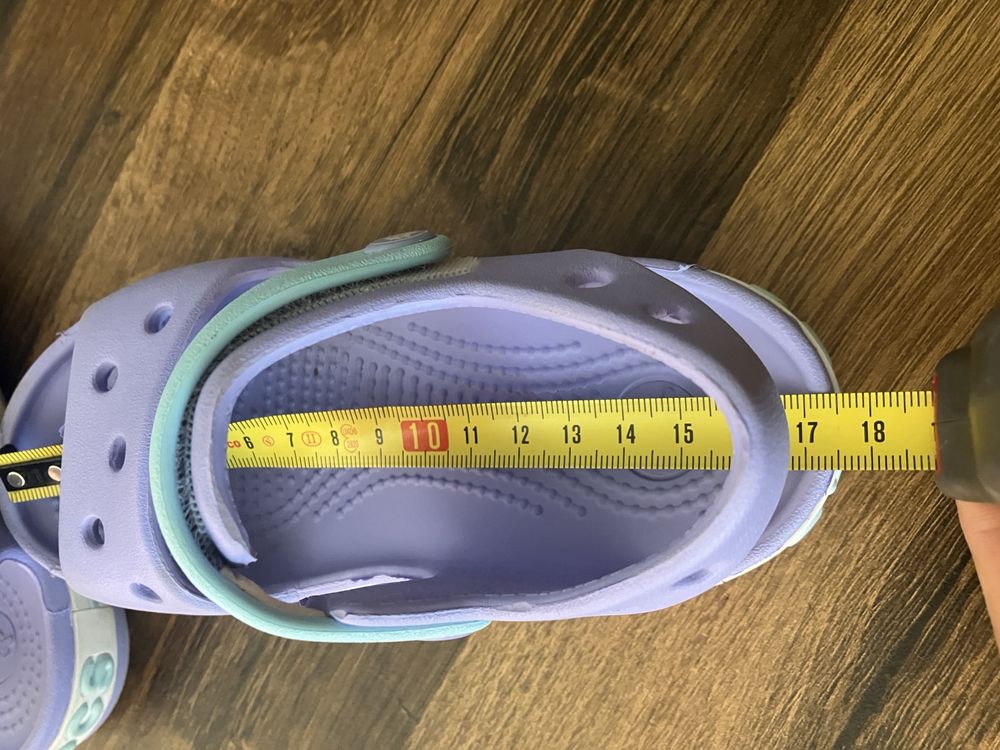 Сандали Crocs C10