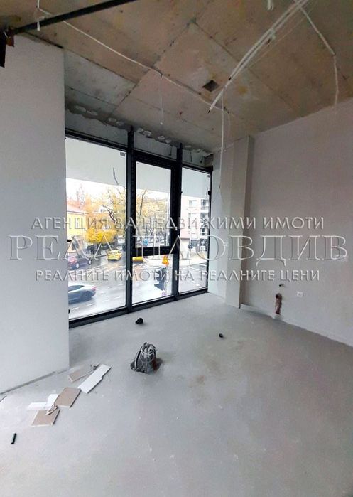 Продава се Офис в Пловдив, Кючук Париж - 180 кв.м за 2200 €/кв.м - Снимка #9