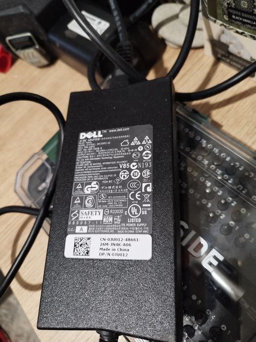 Лаптоп Dell Черен