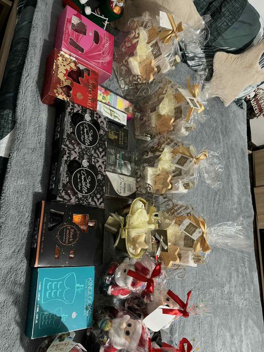 Seturi de Craciun-Cadouri perfecte pentru cei dragi!