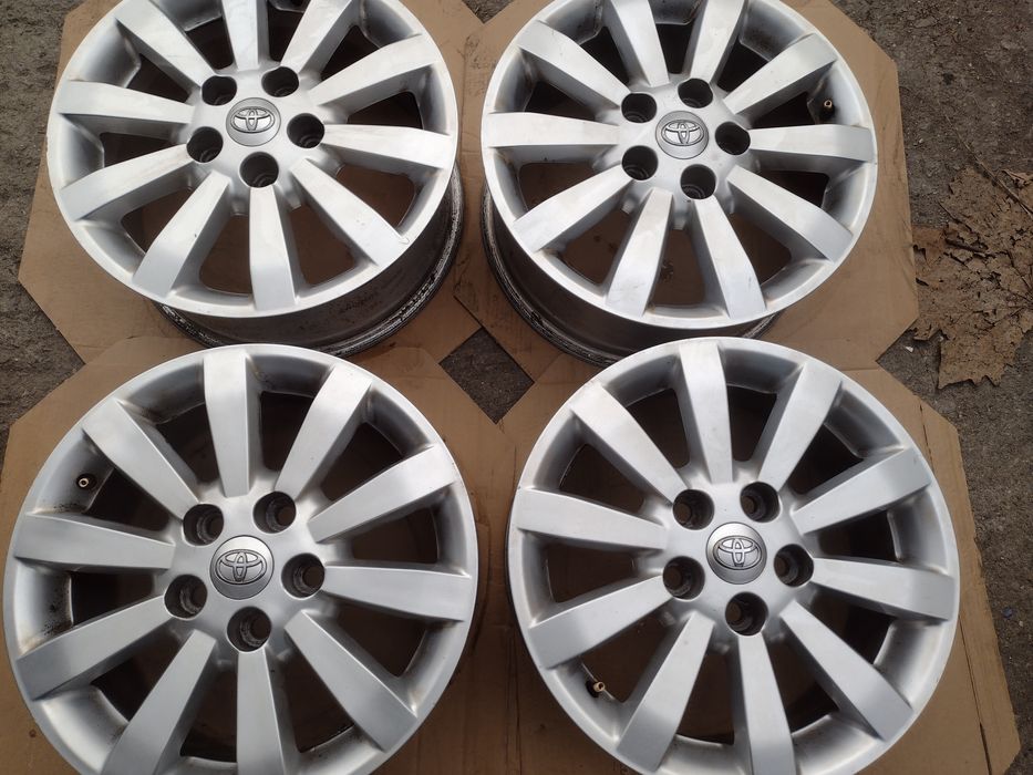 Перфектни 16-5х114.3 ЕТ45 6.5j Toyota Corolla