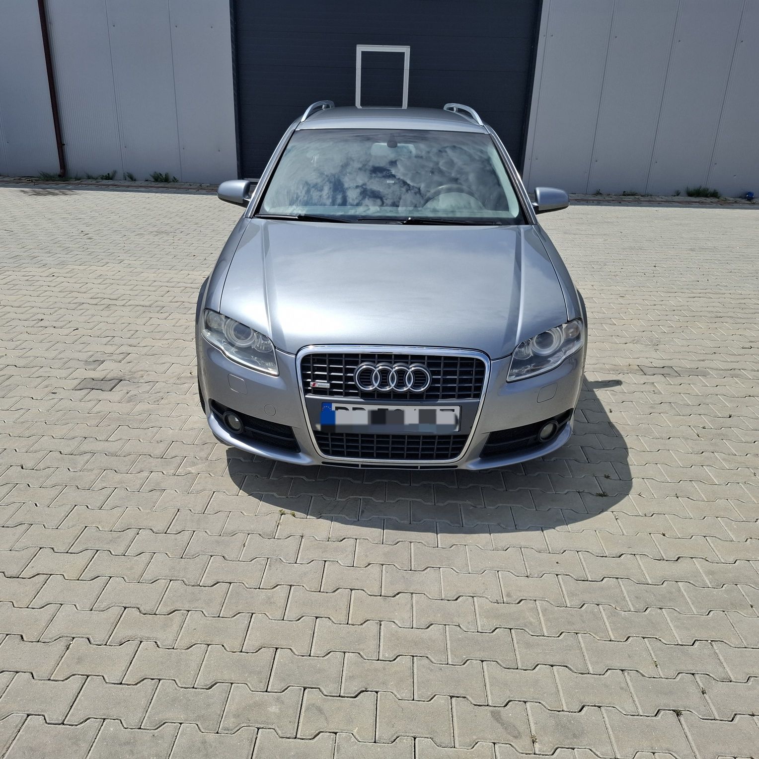 Vand Audi A4 B7 Quattro
