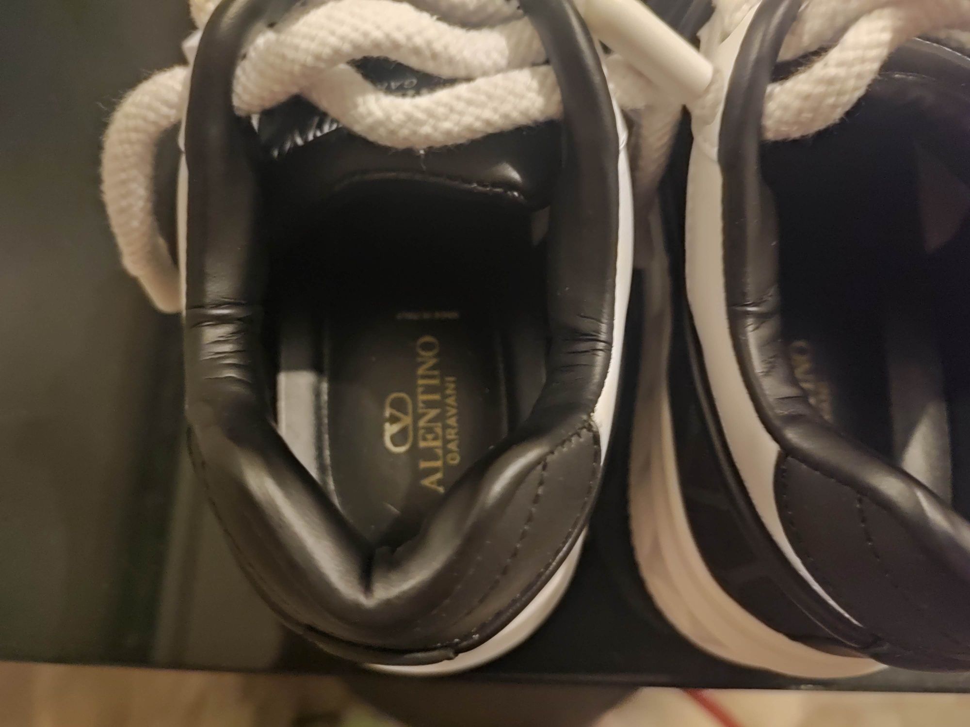 Adidasi  Valentino Garavani Premium