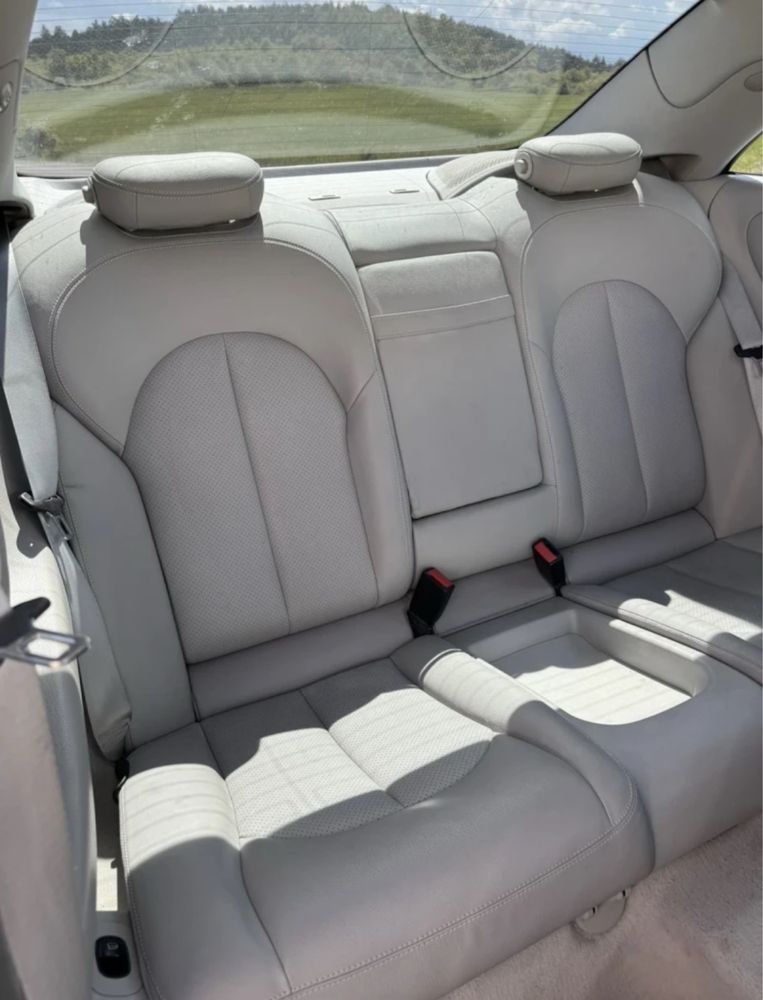 Mercedes Benz CLK320