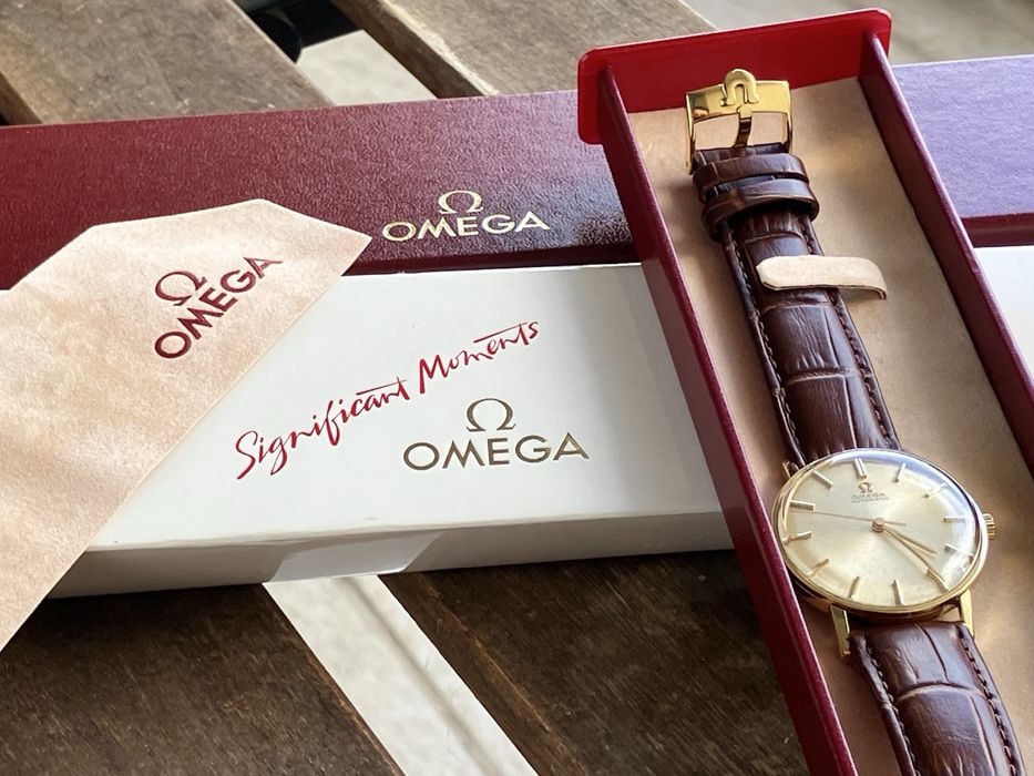 Omega automatic cal 552 aur 18k