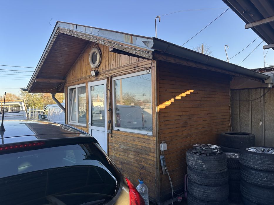 Продавам дървена  Къща 15 кв.