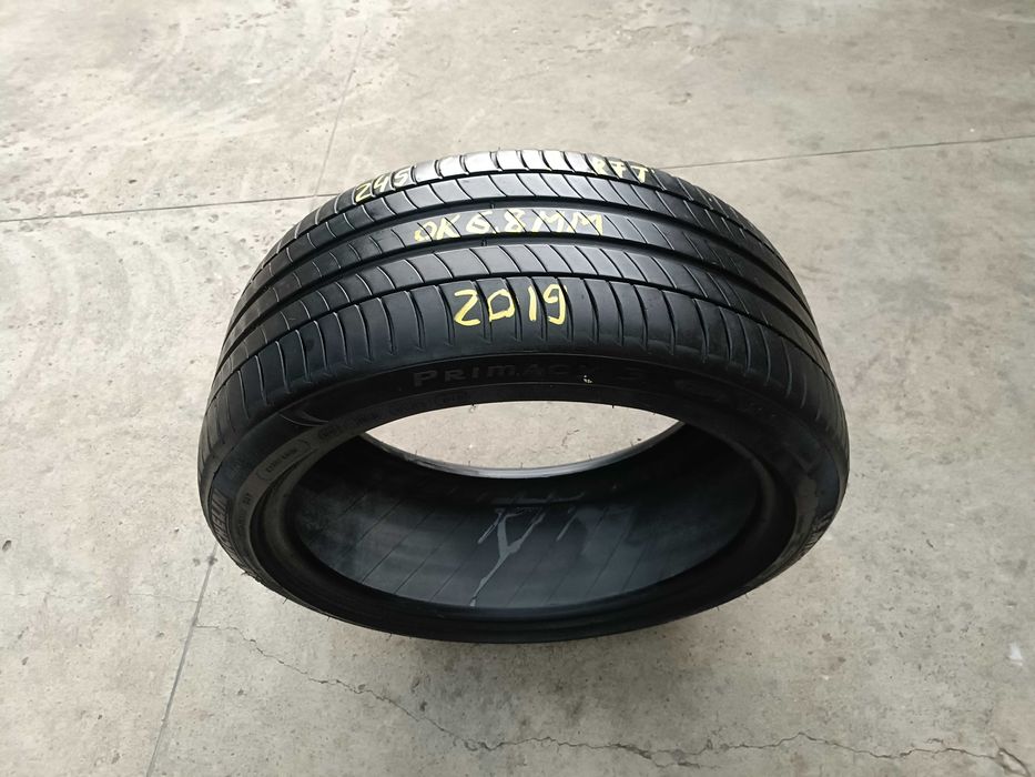 O anvelopa vara 245 40 19 michelin primacy 3 ZP run flat cu 6,8 mm