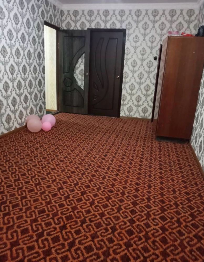 Прадаётся 2х Октяабирь