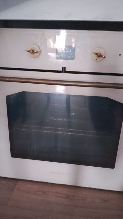 Продам встраиваемую духовку