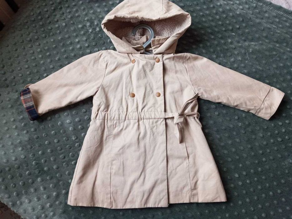 Плащ Zara baby как новые в отличном состоянии ра-р: 2-3лет