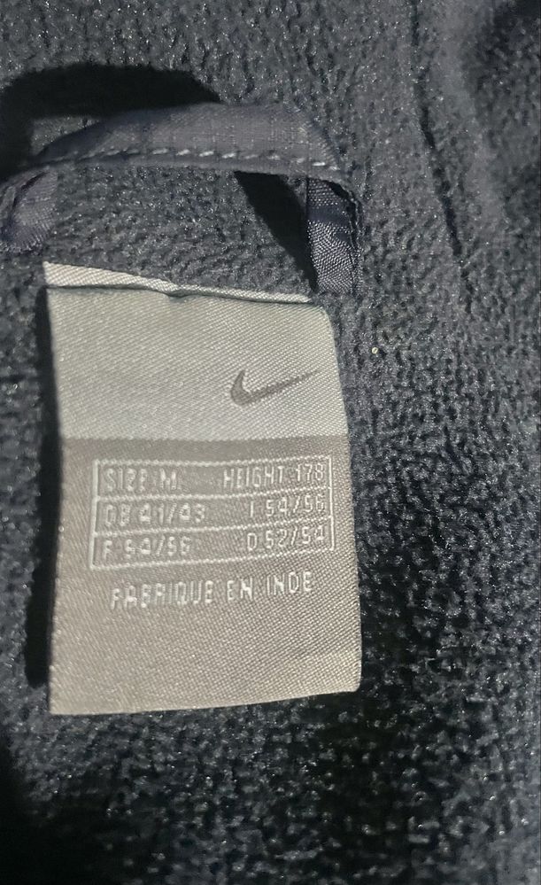 Оригинално спортно мъжко яке NIKE AIR MAX размер М