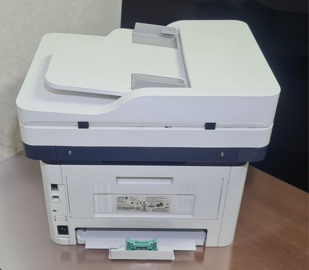 Продаю Мфу черно-белое XEROX B205 Wi-Fi
