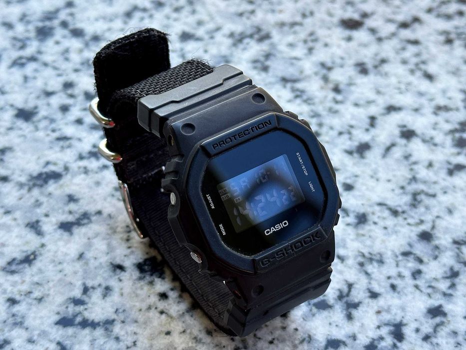 Ceas Casio G-Shock DW-5600UBB-1ER