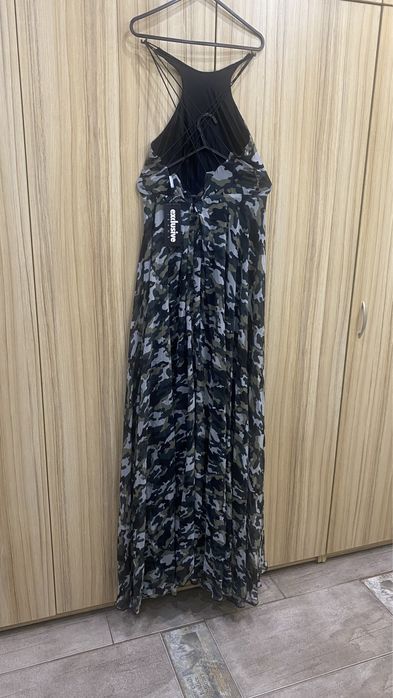 Чисто нова рокля!