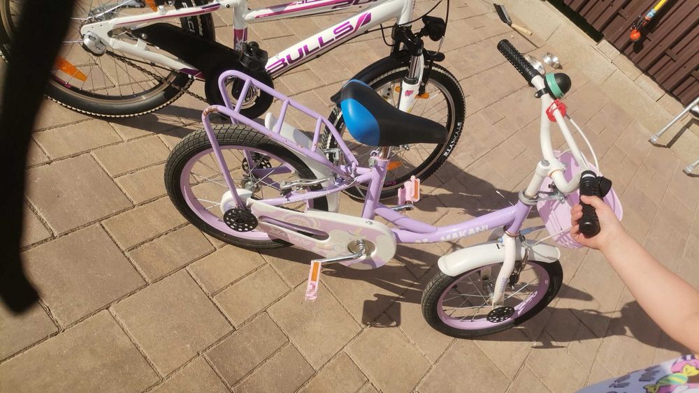 Vând bicicleta fete