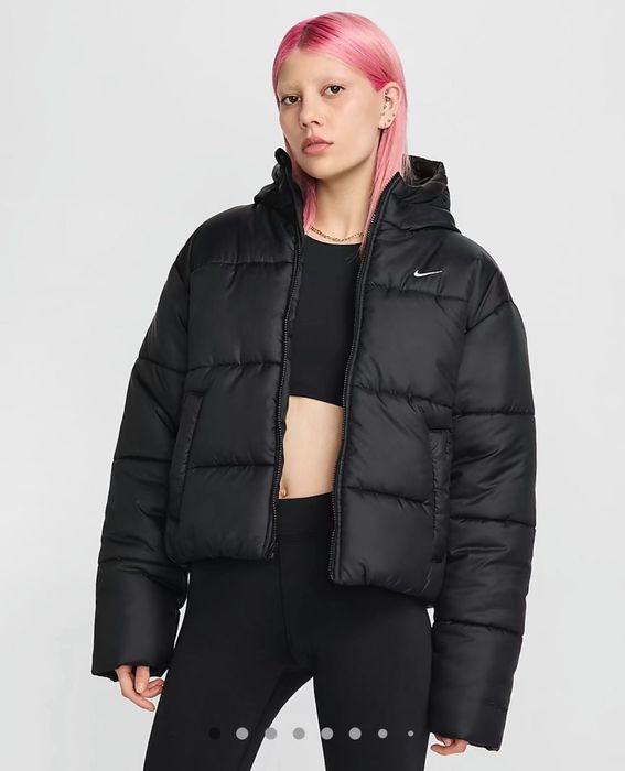 *Чисто ново* Дамско яке Nike Sportsware Classic Puffer