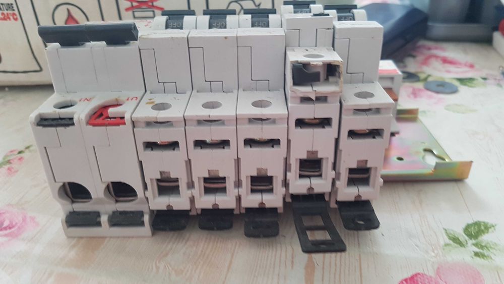 tablou sigurante ,contor electric ,sigurante