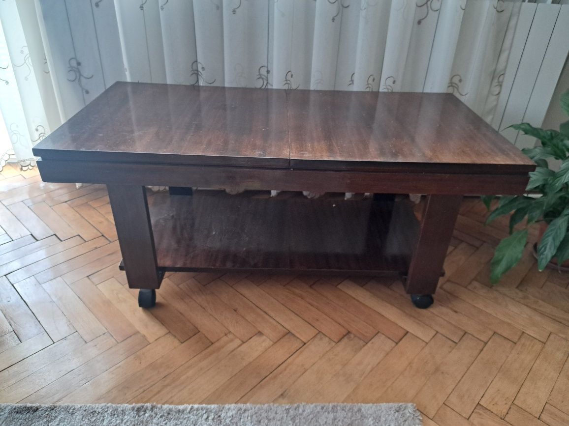 Холна маса ретро
