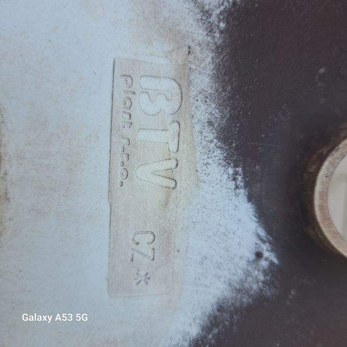 Оригинални тасове 13цола Shkoda