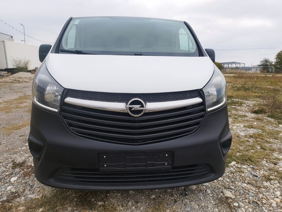 Opel VIVARO an 2015, motor 1,6 diesel, 120 cp, euro 5
