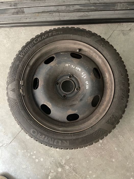 Продавам зимни гуми с джанти Kumho WinterCraft WP51 195/55 R16 87H