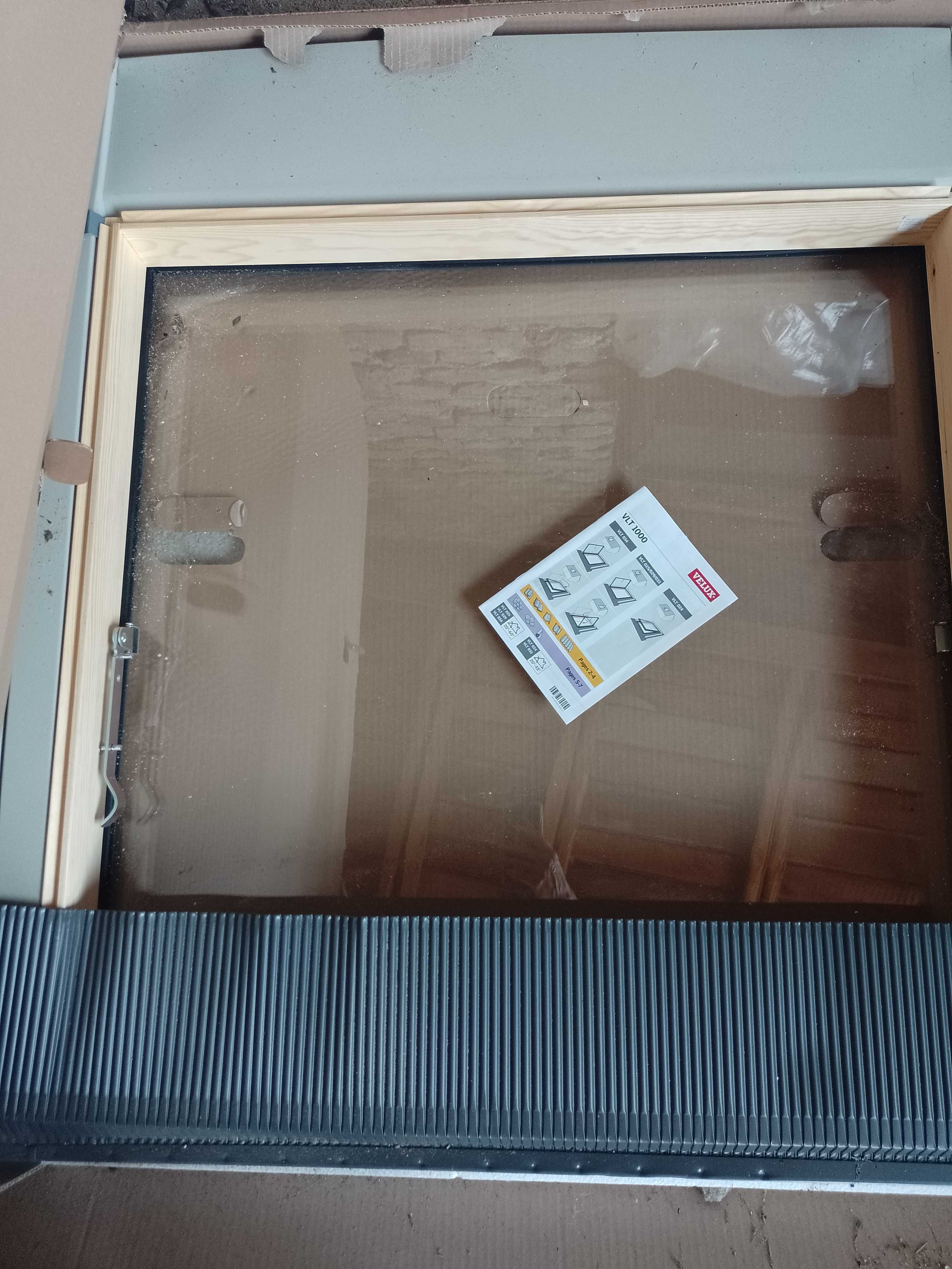 Изход за покрив Velux