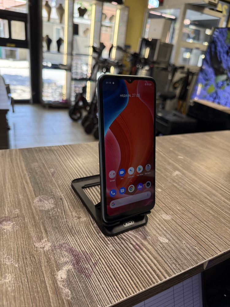Смартфон Realme C21 64GB