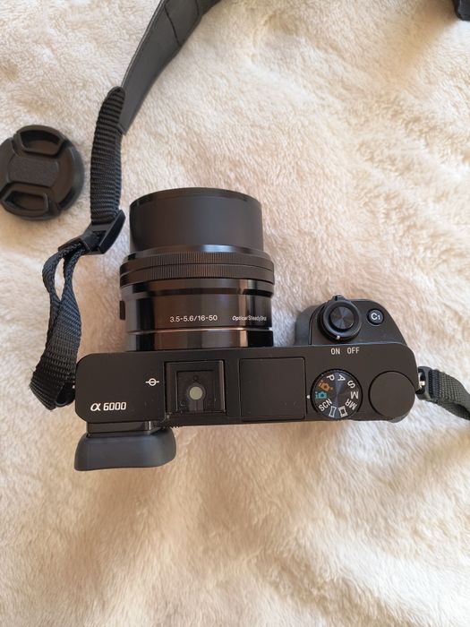 Sony A6000 фотоапарат