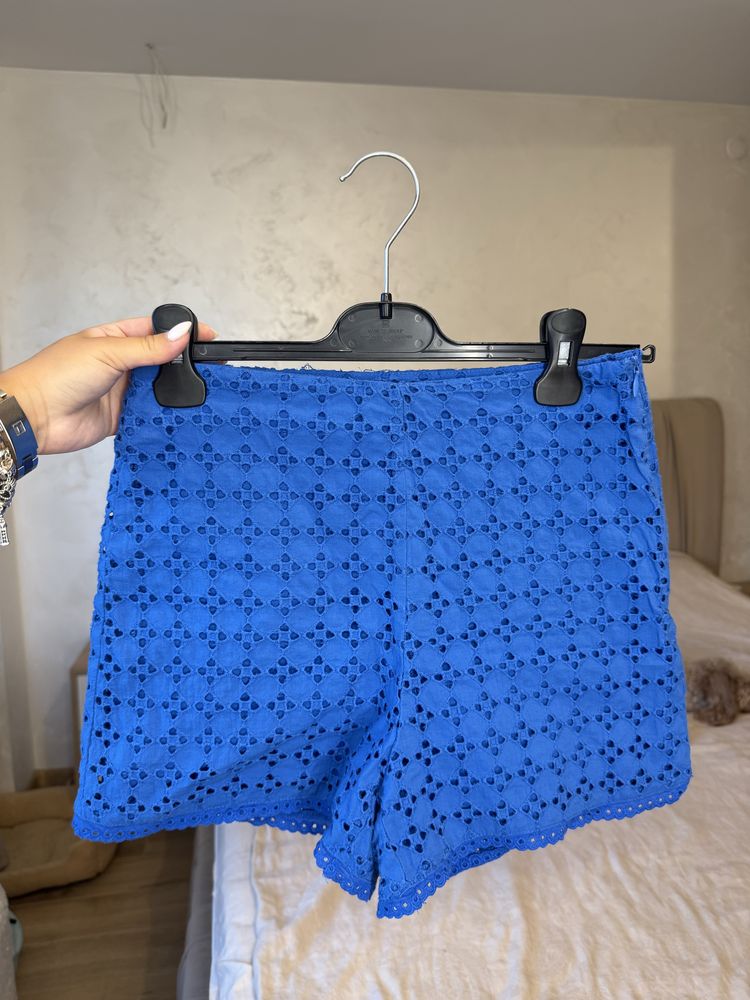 Къси панталонки ZARA