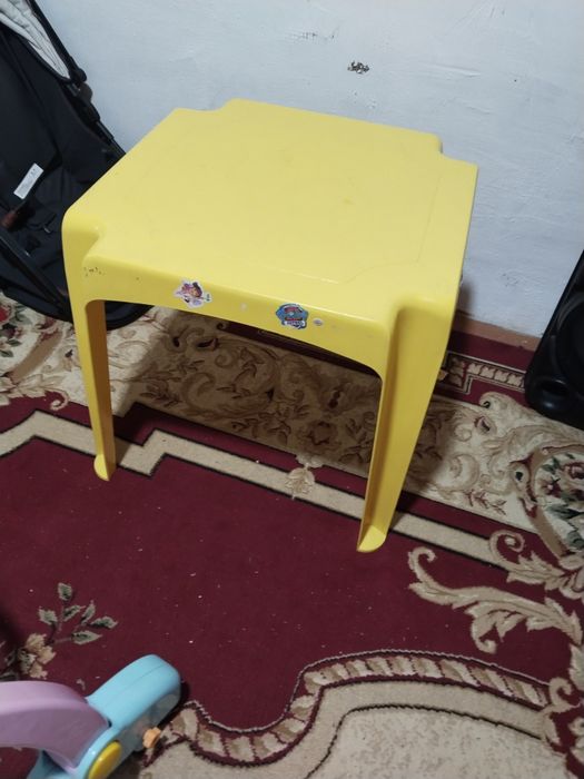 Детский стол сатыады жағдай жаксы