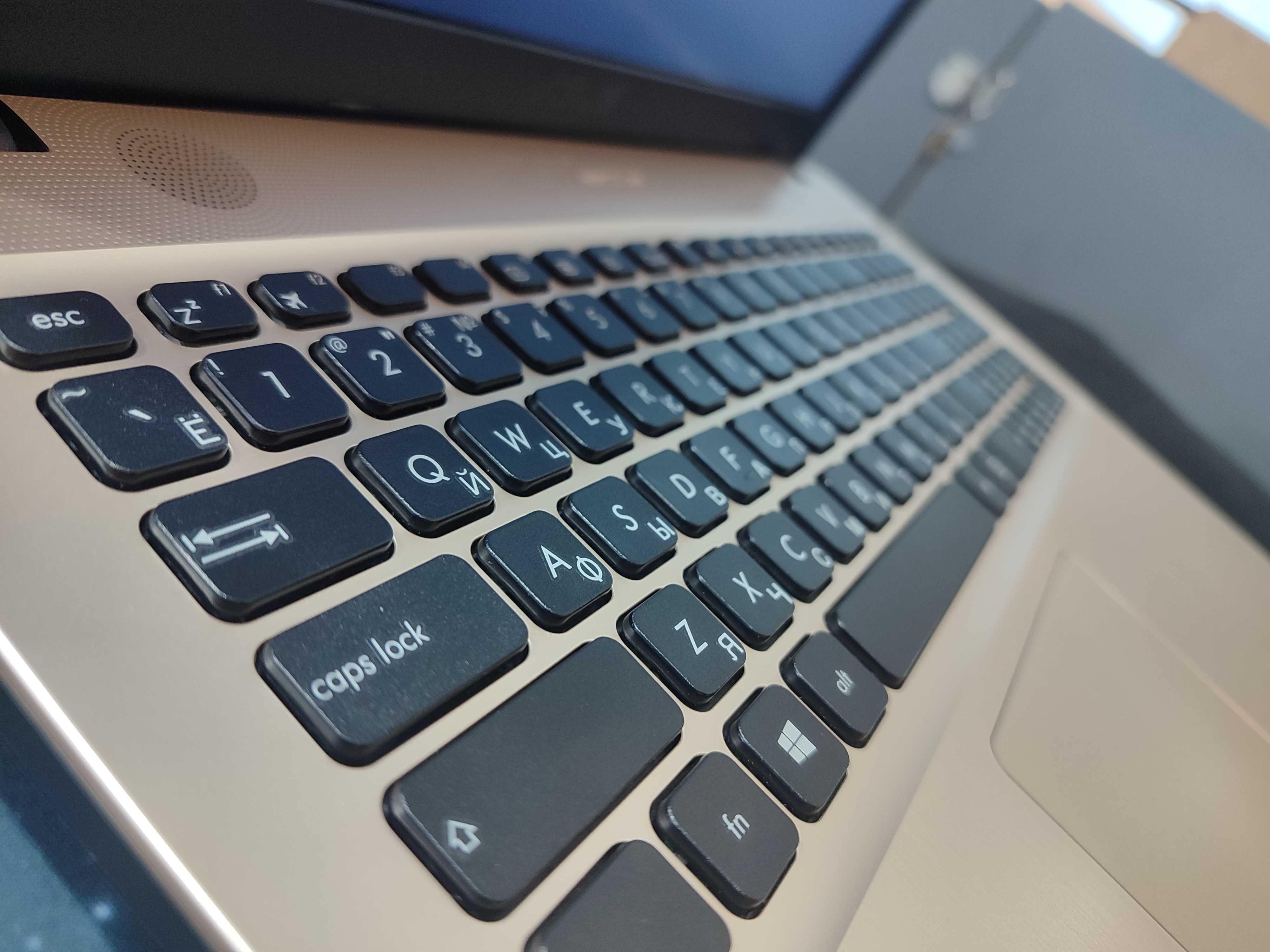 Ноутбук офисный Asus Vivobook Intel Core i3-7100U