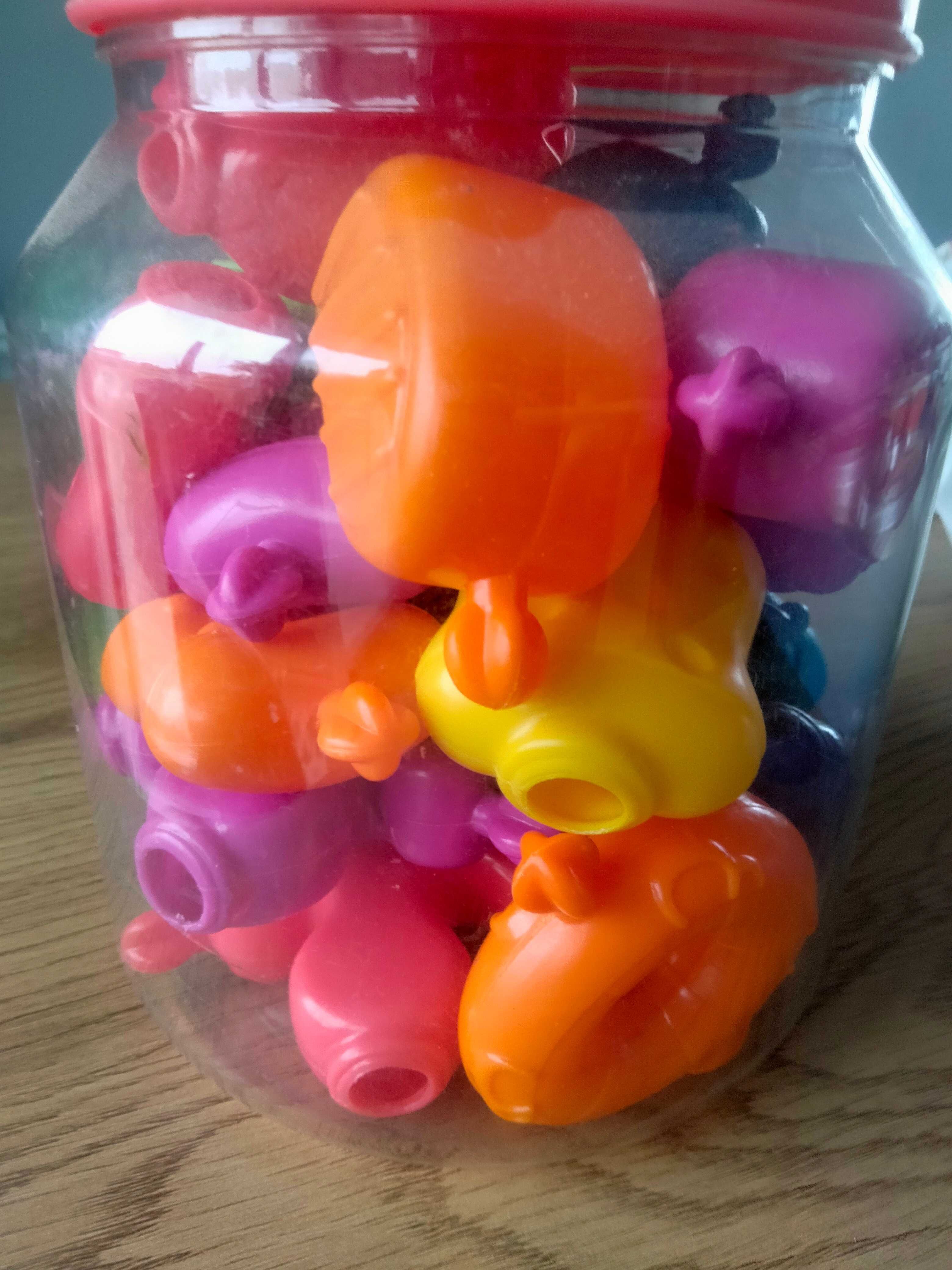 Образователна играчка за нанизване SASSY