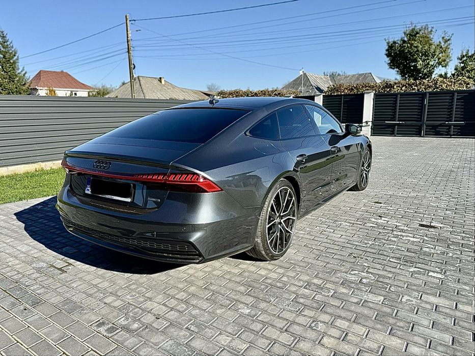 Audi A7 55tfsi hybrid