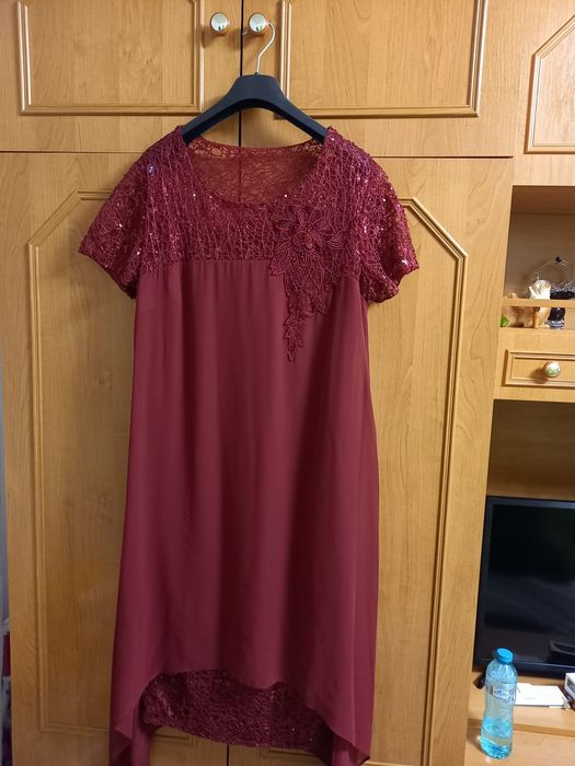 Vând rochie stare buna