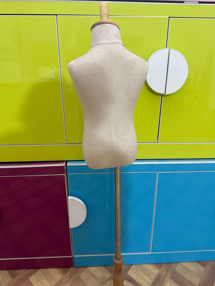 Detskiy maniken 1 ta qogan