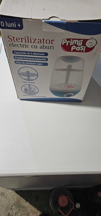 Sterilizator electric cu aburi