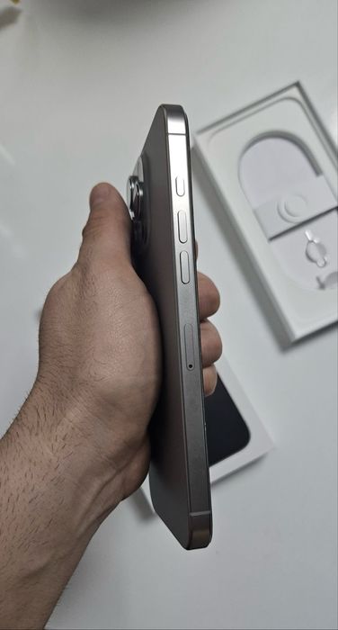 Vand iPhone 16 Pro Max Natural Titanium, 256GB