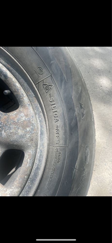 235/75R15  Hilux диски с резиной на Хайлюкс