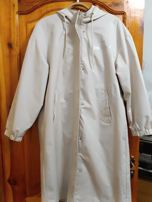 Женский демисезонный плащ