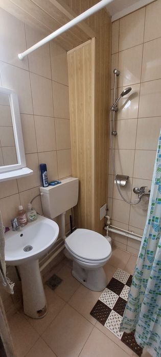 Închiriez garsoniera centru Pascani
