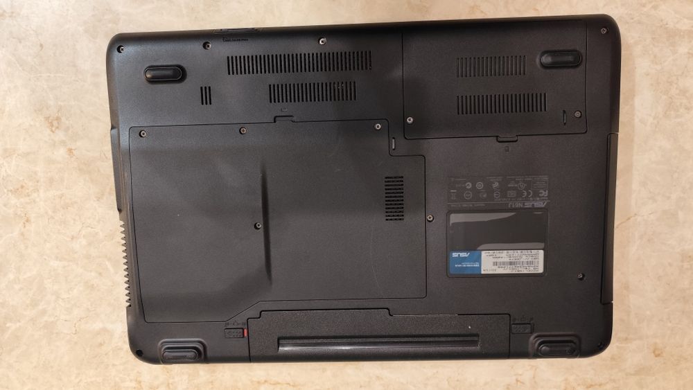 Лаптоп ASUS N61J