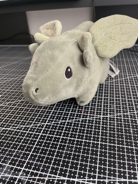 Плюшовый дракон игрушка