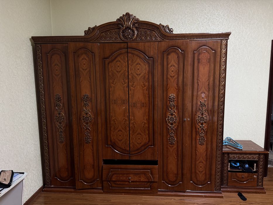 продается мебель шифоньер б/ у