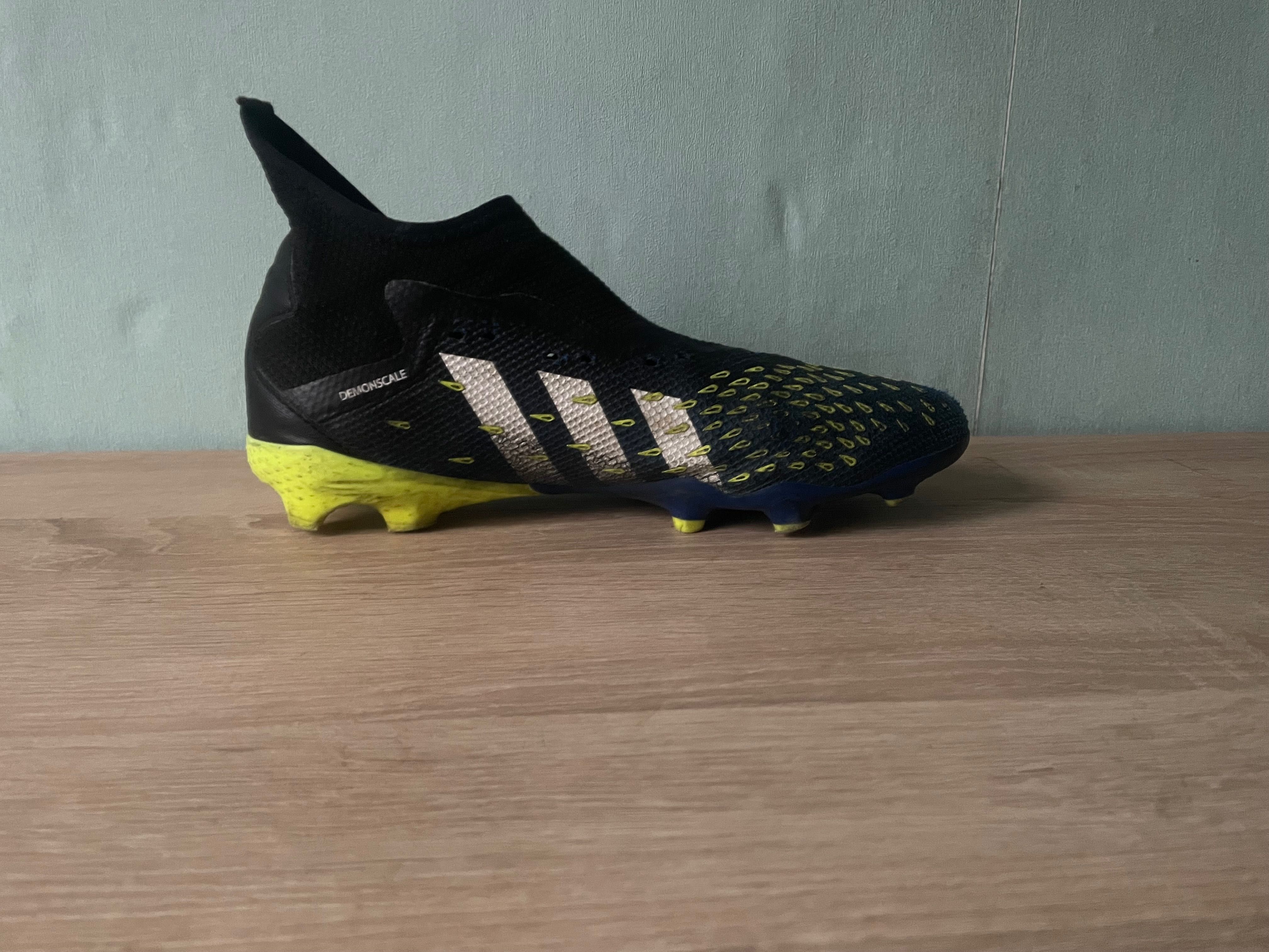 Adidas Predator 39-40номер