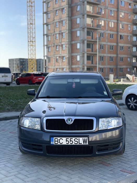 Skoda Superb 2.8 V6 Manual