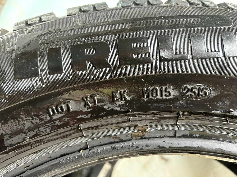 2бр. гуми 235/55/17 Pitelli M+S