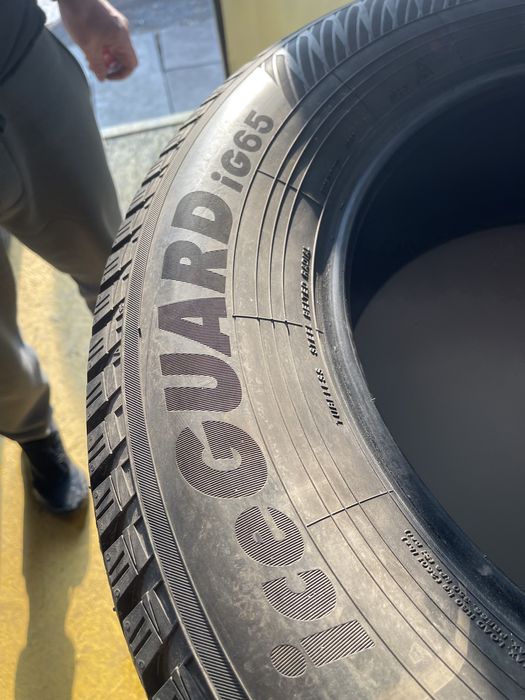 Продам колеса 265/65r18 шипы