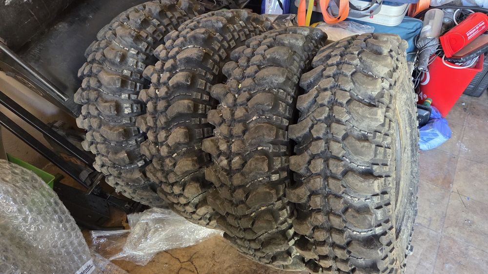 Гуми Silverstone X-tream MT-117, размер 35х10.5х16